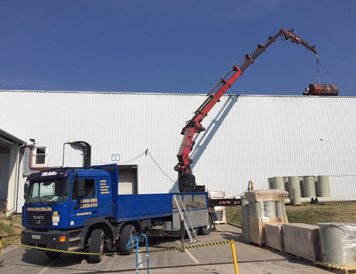 MAN 32.410 8x4 (légrugós)